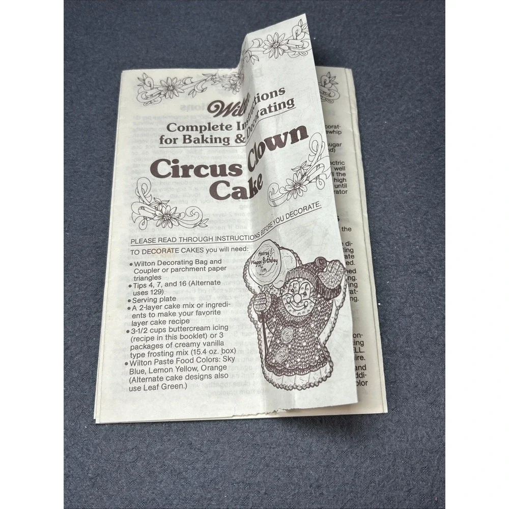 Vintage Wilton 1982 Circus Clown Cake Pan 502-3193 Retired w Instructions Insert